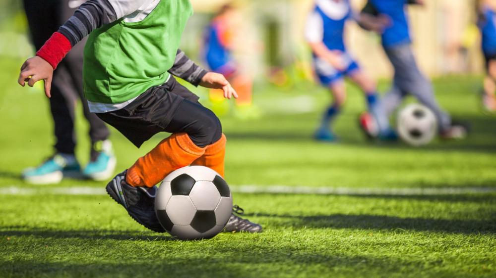 Prefeitura de Mata de São João abre vagas para aulas de futebol de campo