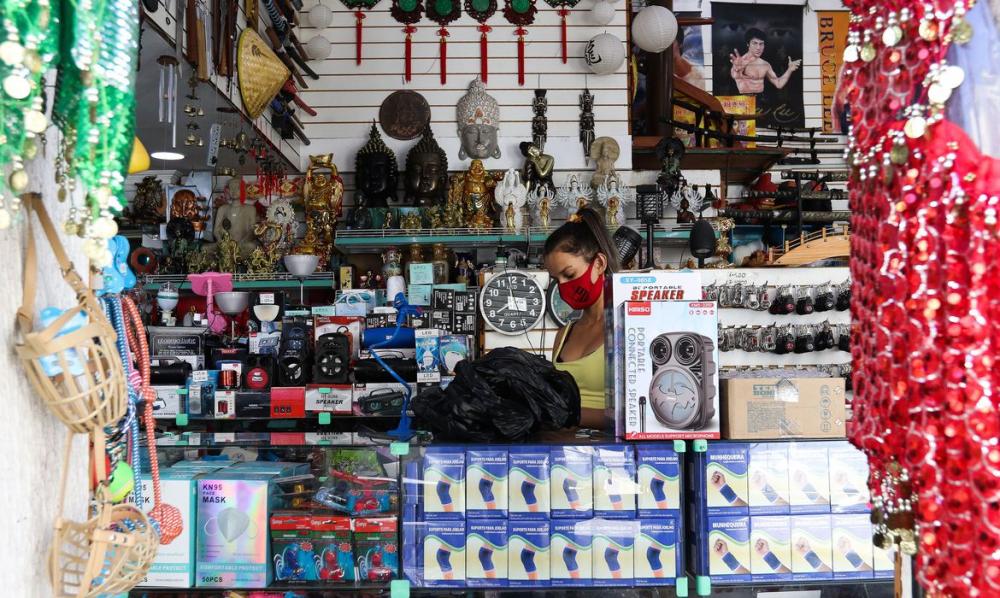 Desemprego cai para 13,7% no trimestre encerrado em julho
