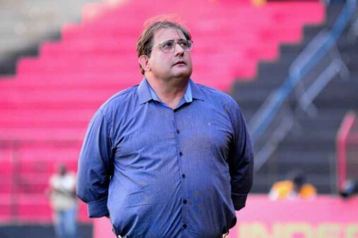 Bahia anuncia Guto Ferreira como novo técnico