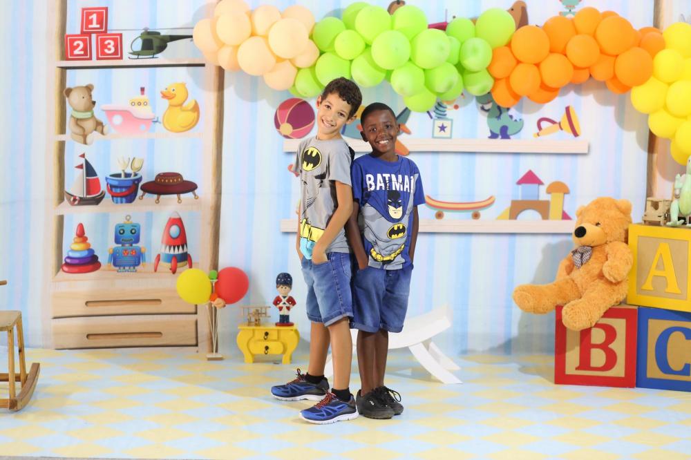 Estúdio Von Haack troca alimentos ou brinquedos por fotos nesta sexta em Dias d'Ávila