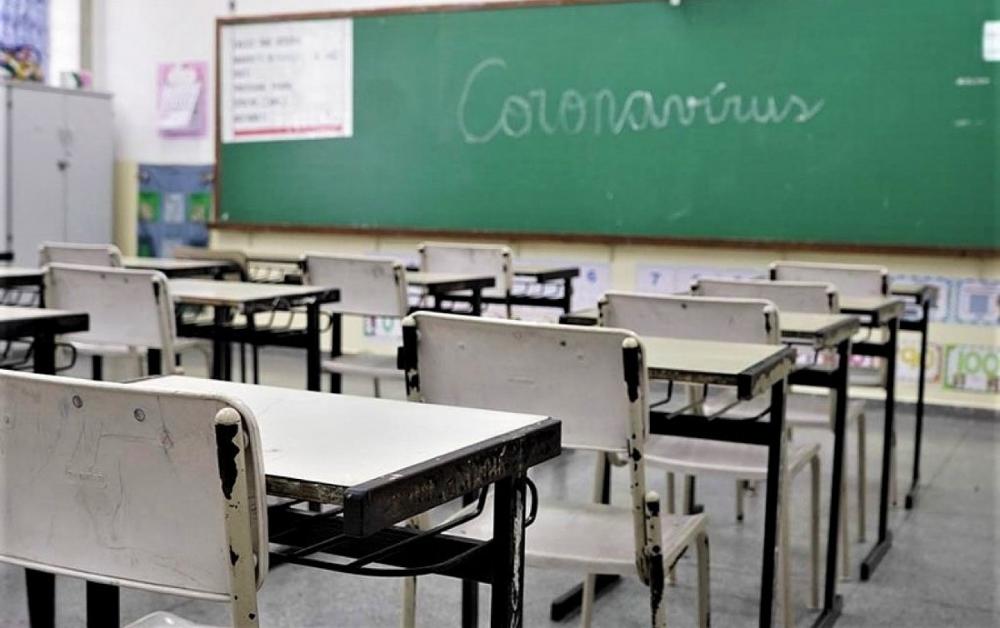 Aulas da rede estadual voltam a ser 100% presenciais dia 18, anuncia Rui