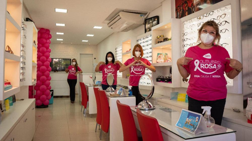 Óticas Slim fortalecem campanha de prevenção ao Câncer de Mama 