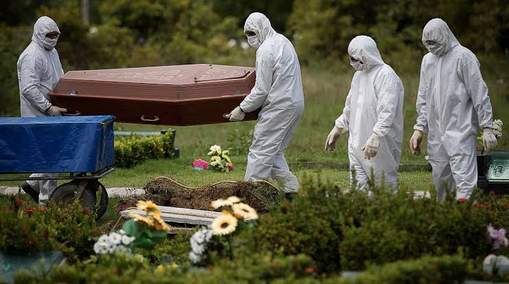 Bahia registra 8 mortes e 378 novos casos de covid-19