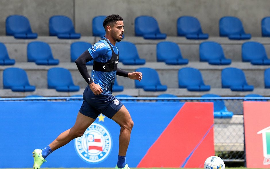 Tricolor até no nome, Matheus Bahia conta que realizou sonho ao jogar com torcida