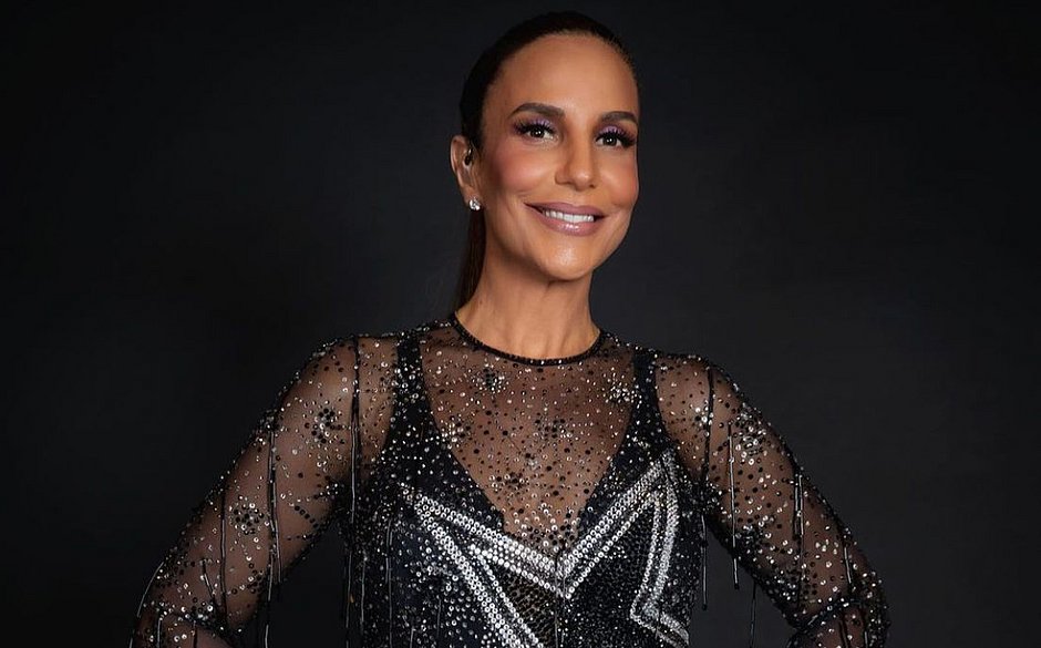 Ivete Sangalo volta aos palcos com show em Praia do Forte