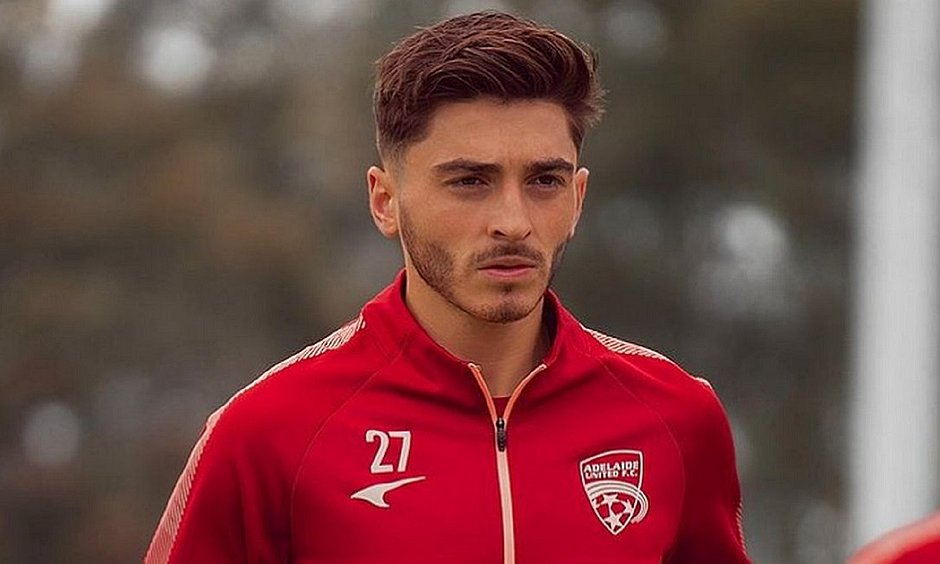 'Sou jogador de futebol e sou gay', afirma atleta australiano