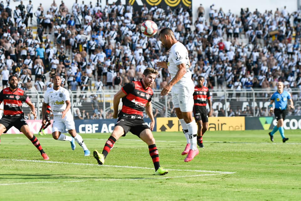 Em jogo de poucas emoções, Vitória empata com a Ponte Preta pela Série B