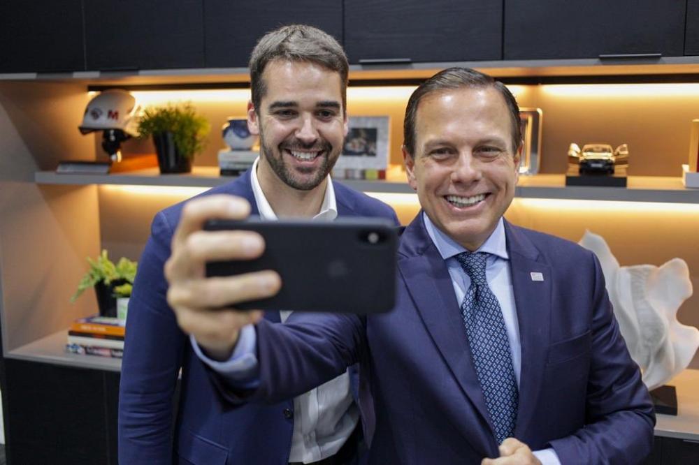 Troca de farpas e clima tenso antecedem prévias do PSDB 
