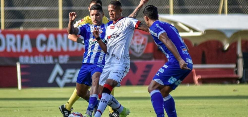 Vitória decepciona a torcida e perde por 1 a 0 para o CSA no Barradão