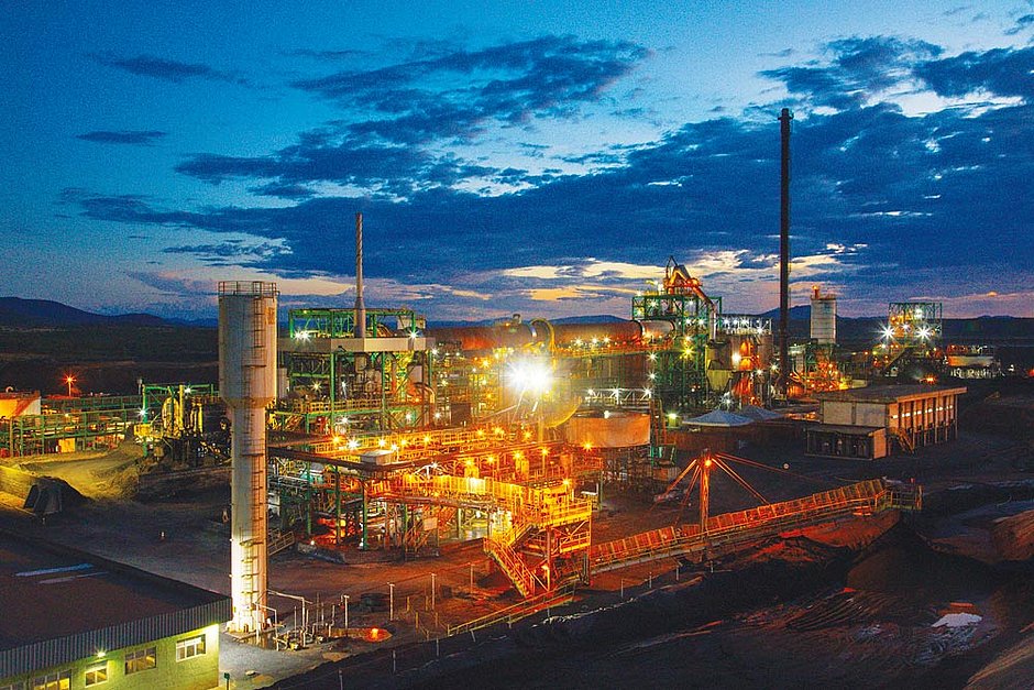 Mineradora investe R$ 3 bilhões na Bahia e anuncia fábrica em Camaçari