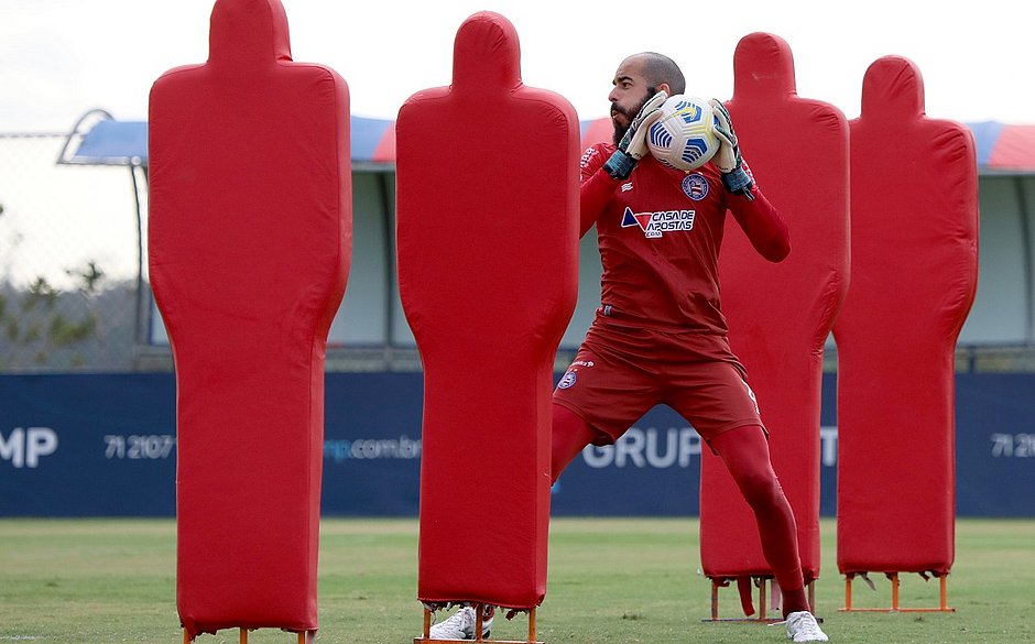 Duelo entre Bahia e São Paulo marca encontro das melhores defesas do 2º turno