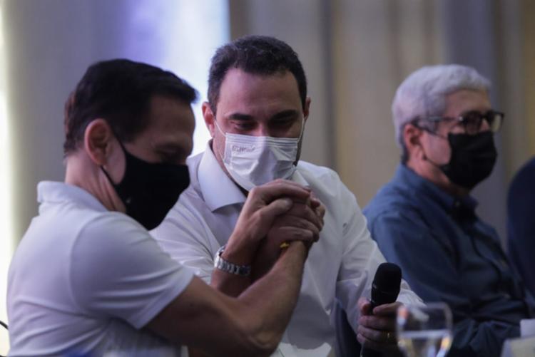 Adolfo Viana minimiza disputa interna no PSDB e diz que não existe divisão no partido