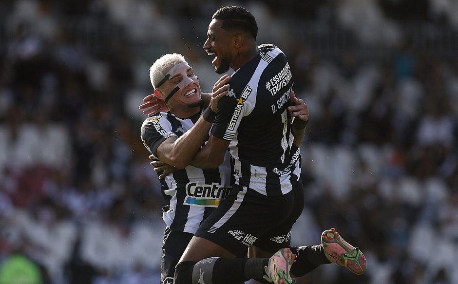 Adversário do Vitória, Vasco é goleado por 4x0 pelo Botafogo