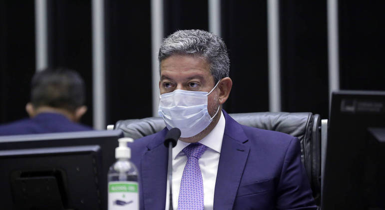Câmara vota segundo turno da PEC dos Precatórios nesta terça-feira (9)