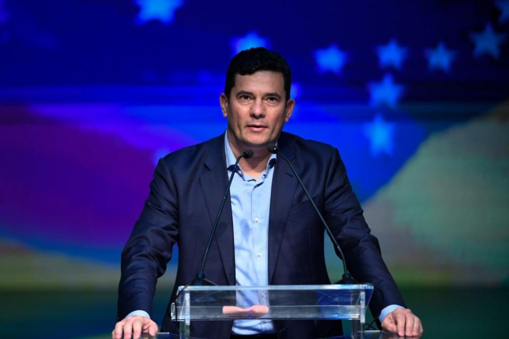  Moro rebate Gleisi: ‘Petrobras foi saqueada durante governo do PT’ 
