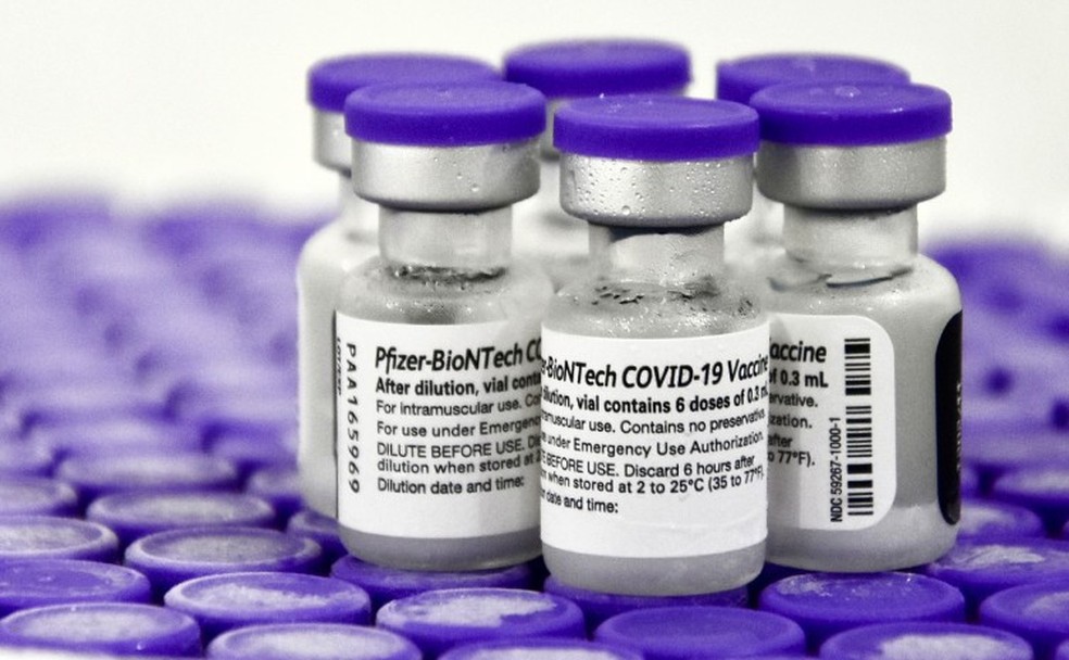 Vacina da Pfizer tem eficácia de 100% para jovens de 12 a 15 anos