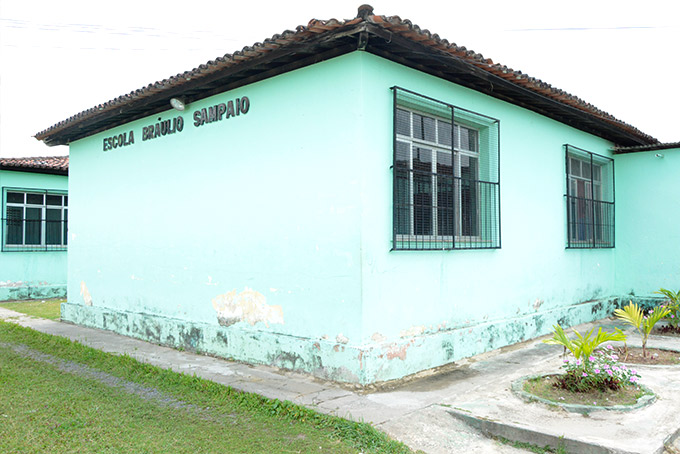 Colégio suspende aula em uma turma após caso de Covid em Mata de São João