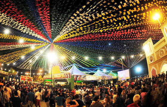 Antes de governo confirmar carnaval, prefeitura na Bahia planeja festa de São João de 2022
