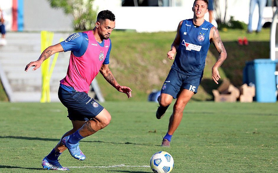 Sem Luiz Otávio, Bahia começa a montar time que enfrenta o Grêmio