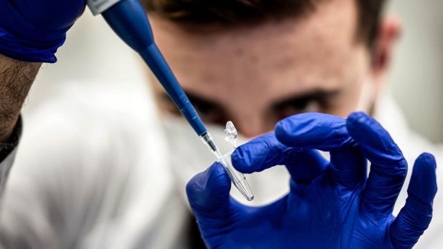 Com 32 mutações, nova variante do coronavírus pode comprometer imunidade