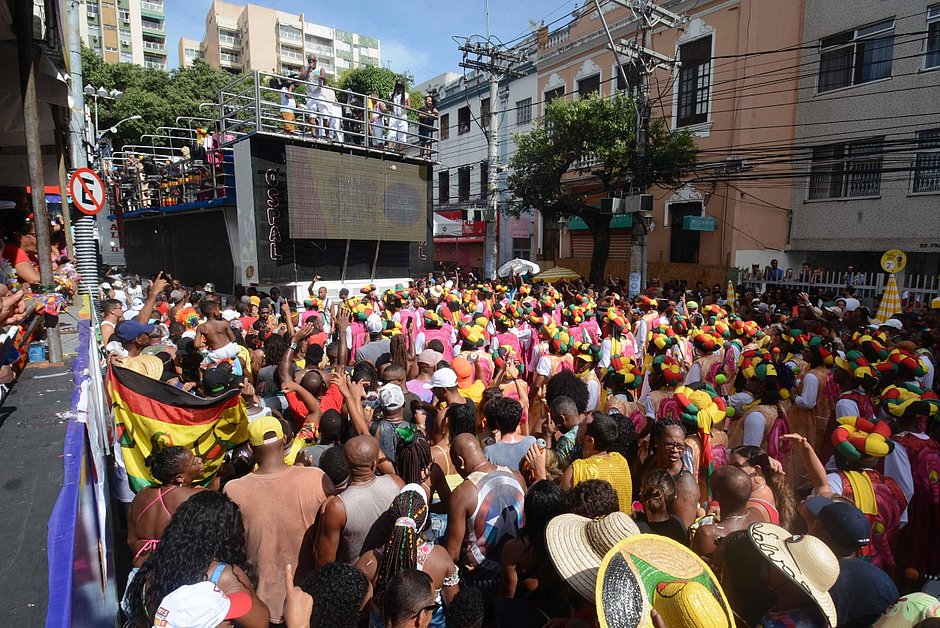 Associação de médicos diz que liberar Carnaval agora não é seguro