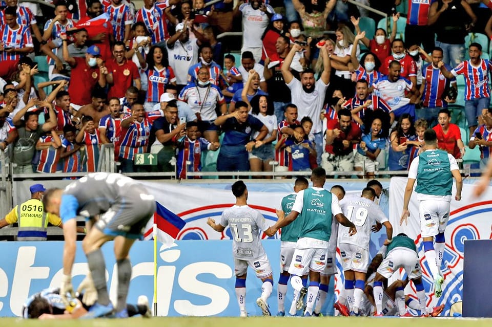 Léo Prates pede 'coerência' e volta a criticar aglomerações em estádio