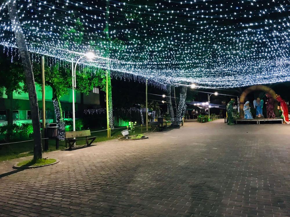 Prefeitura de Mata de São João inaugura decoração natalina nesta quarta