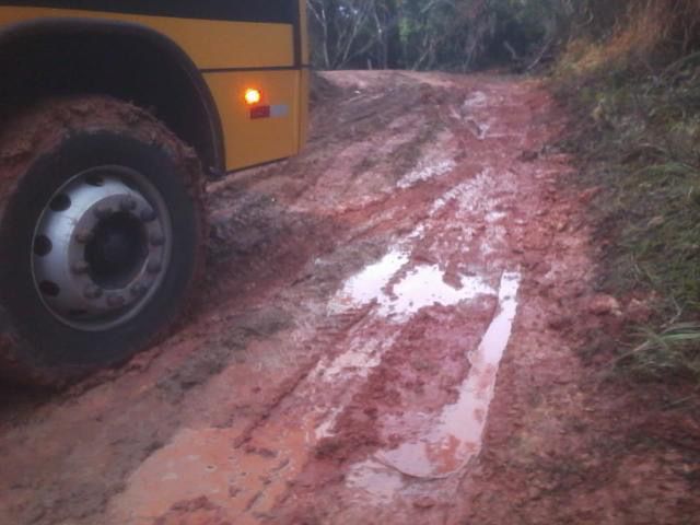 Alunos perdem aulas, após chuva na zona rural de Mata de São João