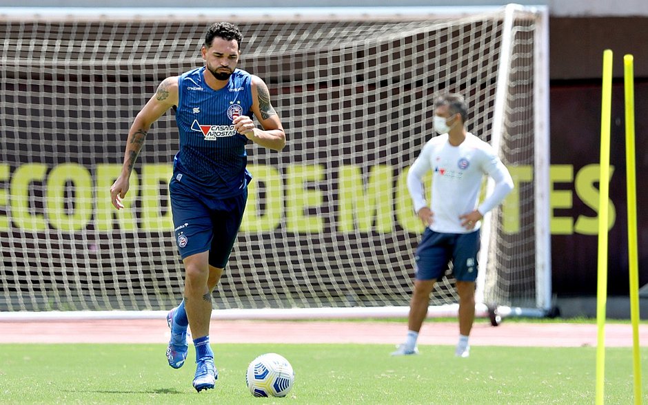 Com a corda no pescoço, Bahia encara Atlético-MG, que tenta ser campeão