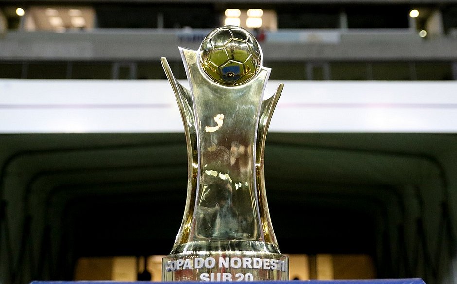 Vitória recebe CRB pela semifinal da Copa do Nordeste Sub-20