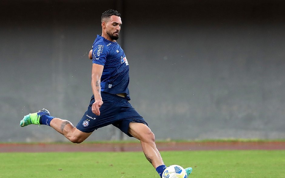 Bahia encara o Fortaleza em luta para ficar na Série A