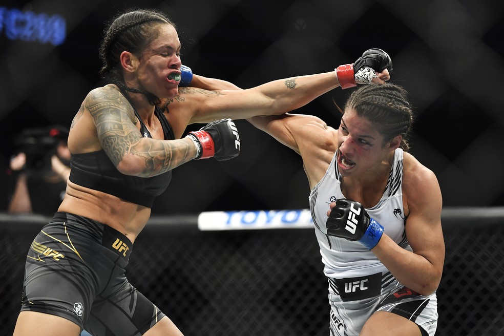 Mundo do MMA fica em choque com derrota de Amanda Nunes no UFC