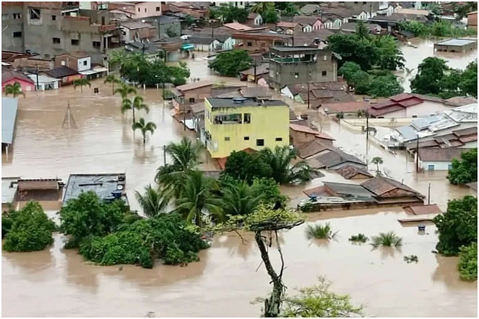 Governo do estado anuncia linha de crédito para comerciantes afetados pelas chuva na Bahia