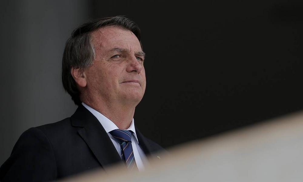 Bolsonaro sanciona desoneração da folha de pagamentos até o fim de 2023 