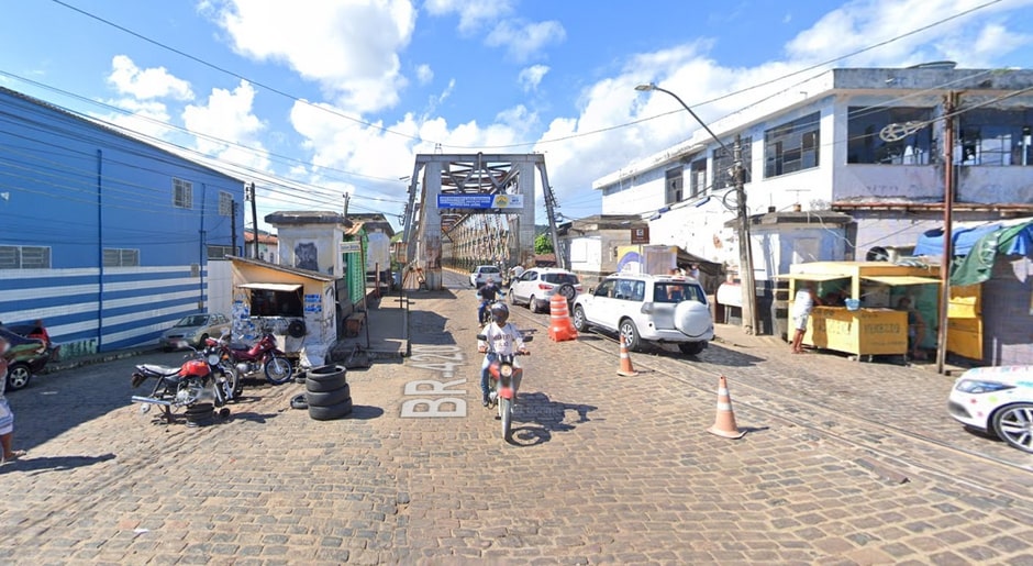 Bandidos explodem casa lotérica em São Félix e abandonam explosivos em ponte
