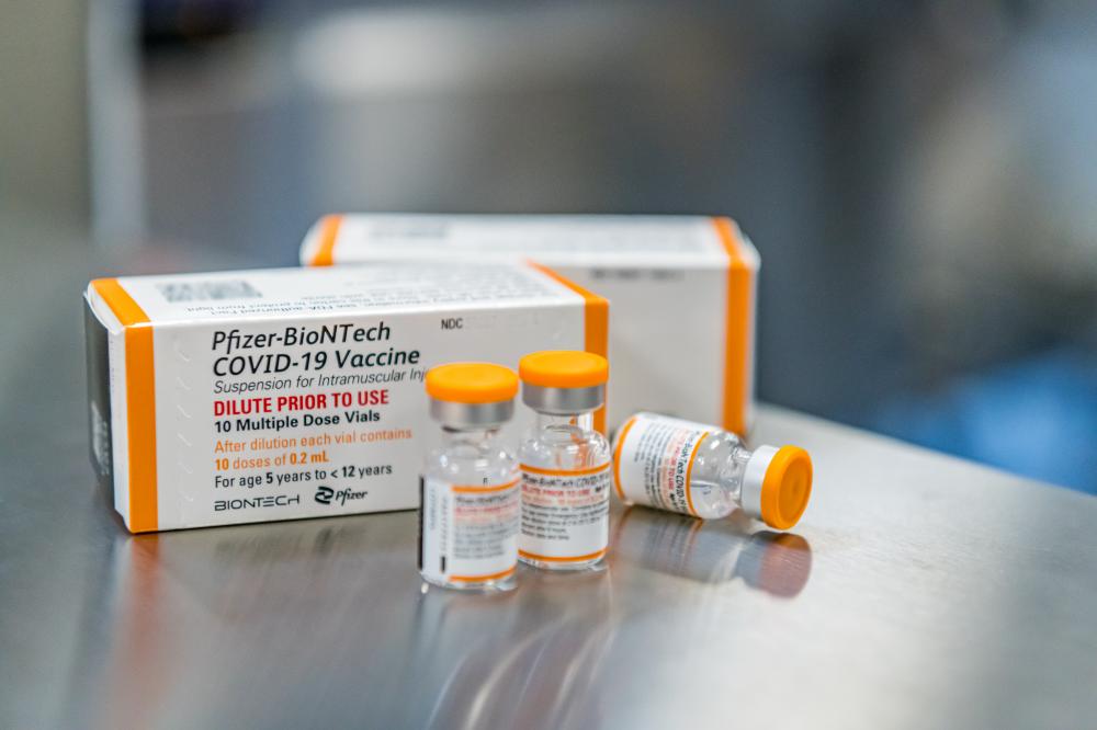Primeiro lote de vacinas da Pfizer para crianças chega ao Brasil