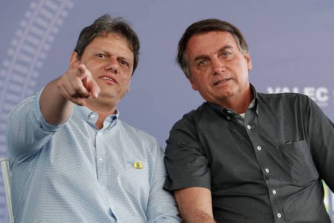 Bolsonaro confirma que Tarcísio irá disputar o governo de SP