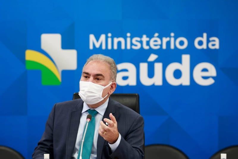 Ministro da Saúde diz que 'não adianta' exigir passaporte da vacina contra Covid