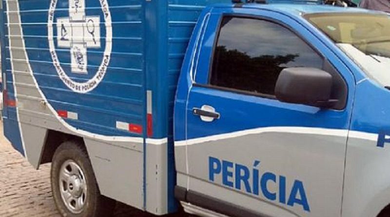 Idoso morre e duas pessoas ficam gravemente feridas após batida em Sauipe