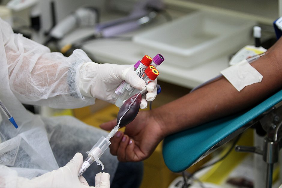 Hemoba adota novos critérios para doação de sangue dos voluntários que tiveram covid