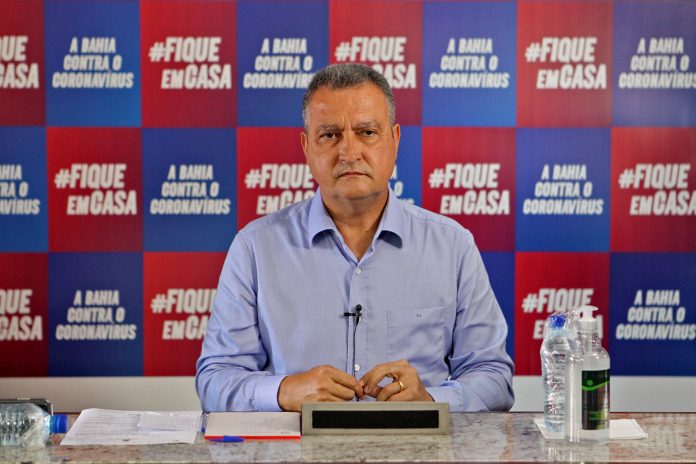 'Minhas filhas serão vacinadas porque acredito na ciência', diz Rui Costa