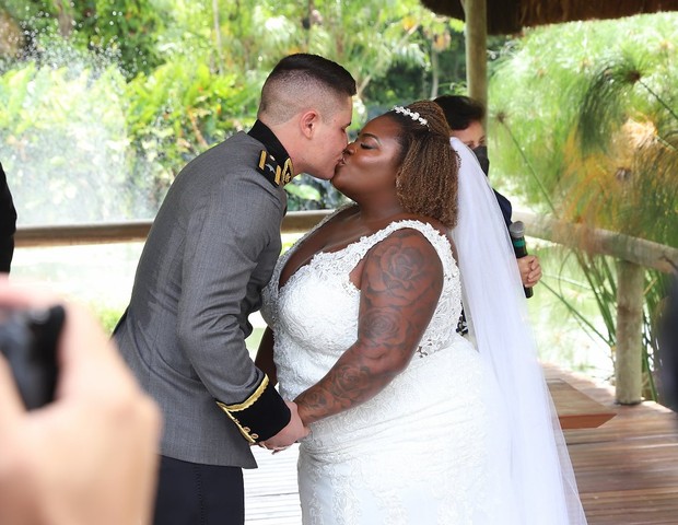 Marido de Jojo Todynho revela receber mensagens preconceituosas: 'Inacreditáveis'
