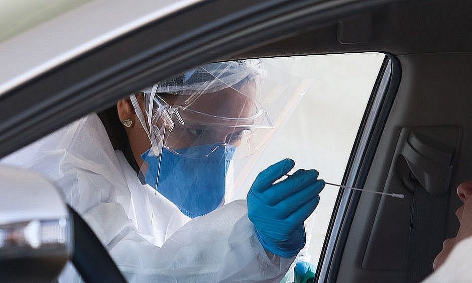 70,38% dos testes de covid-19 no Lacen-BA dão positivo