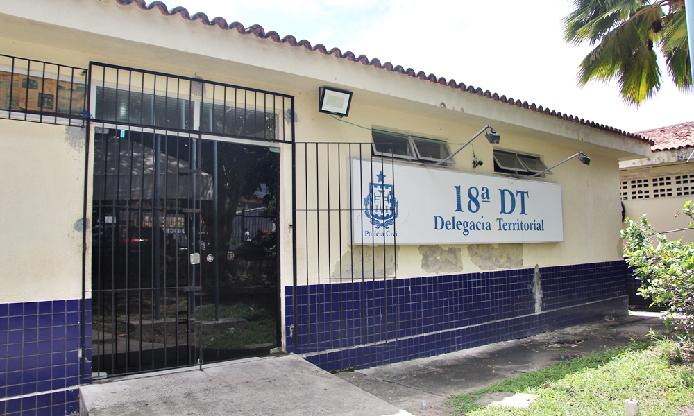 Jovem de 20 anos é morto a tiros e adolescente é baleado em Camaçari