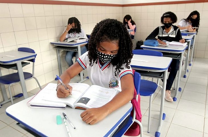 Bahia terá aulas normais na rede estadual de ensino no período do carnaval
