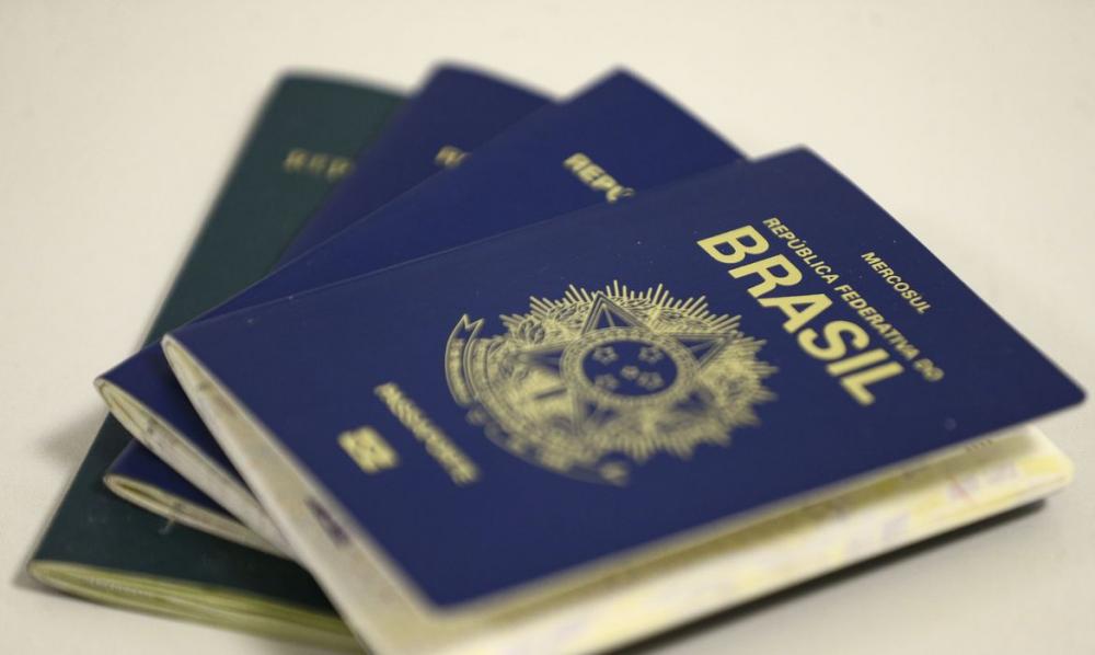  Internacional Brasil permitirá acesso de ucranianos a passaporte humanitário