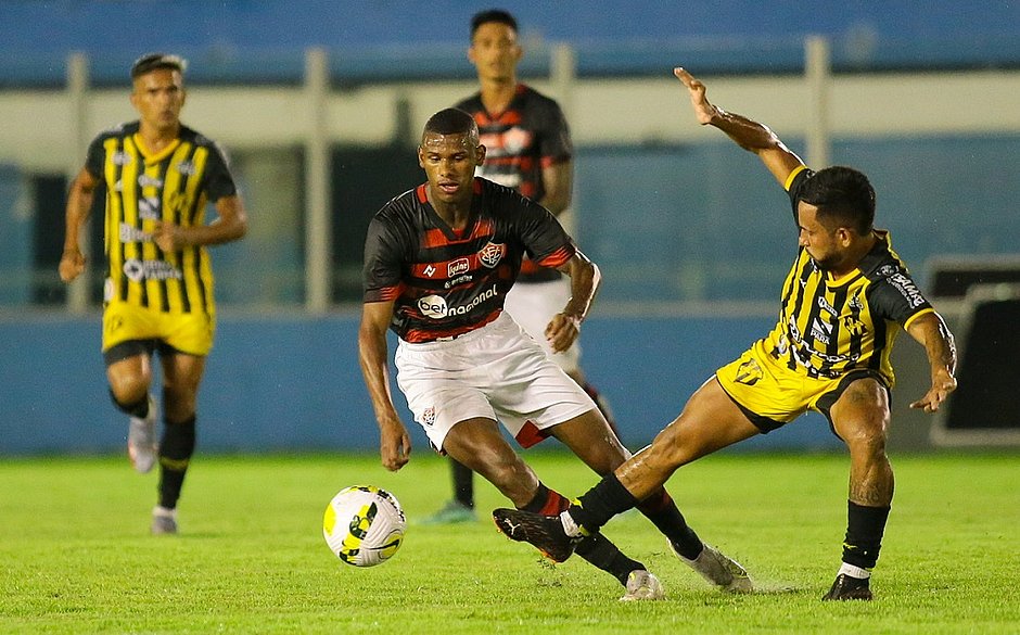 Vitória elimina o Castanhal e segue na Copa do Brasil