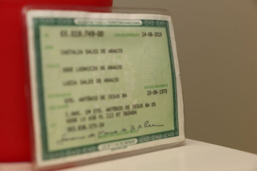 Baianos podem solicitar reimpressão da carteira de identidade pela internet 