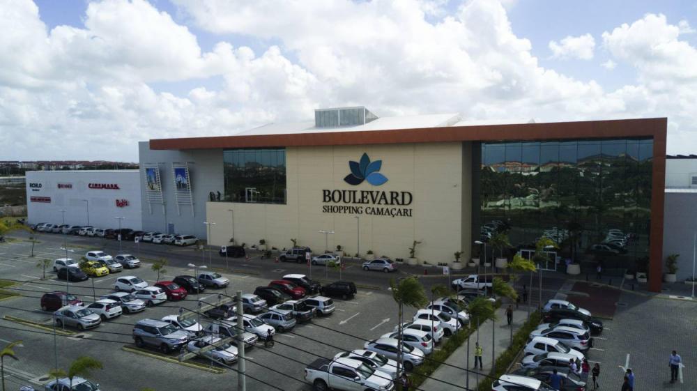 Boulevard Camaçari oferece estacionamento gratuito para mulheres nesta terça
