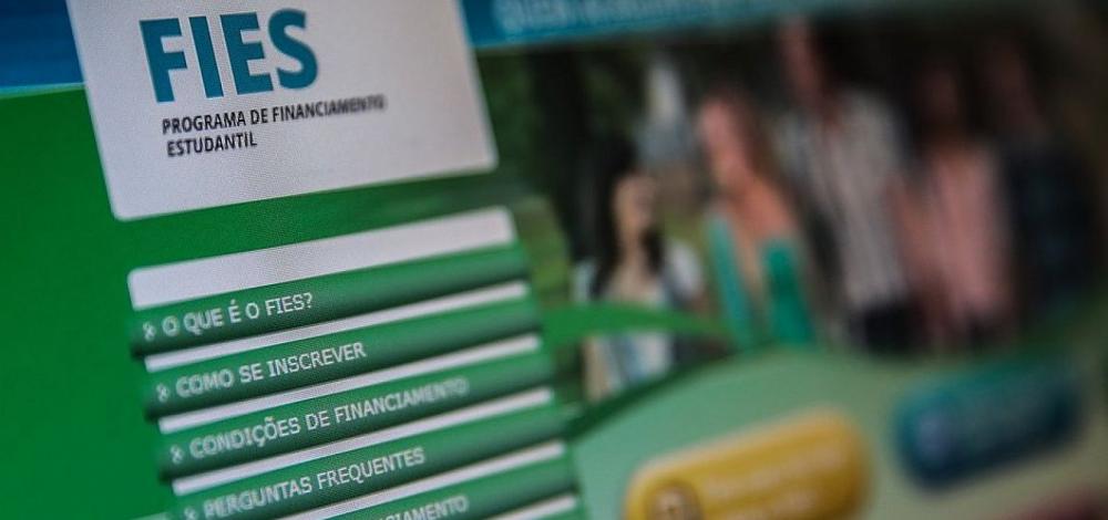 Bahia tem quase 70 mil pessoas em dívida com o Fies 
